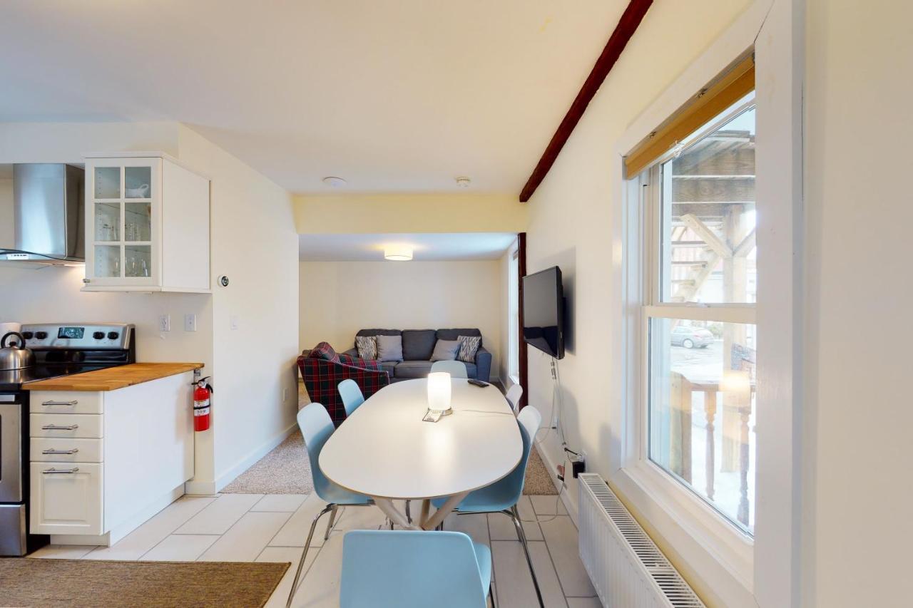Pleasant Condos ลัดโลว์ ภายนอก รูปภาพ