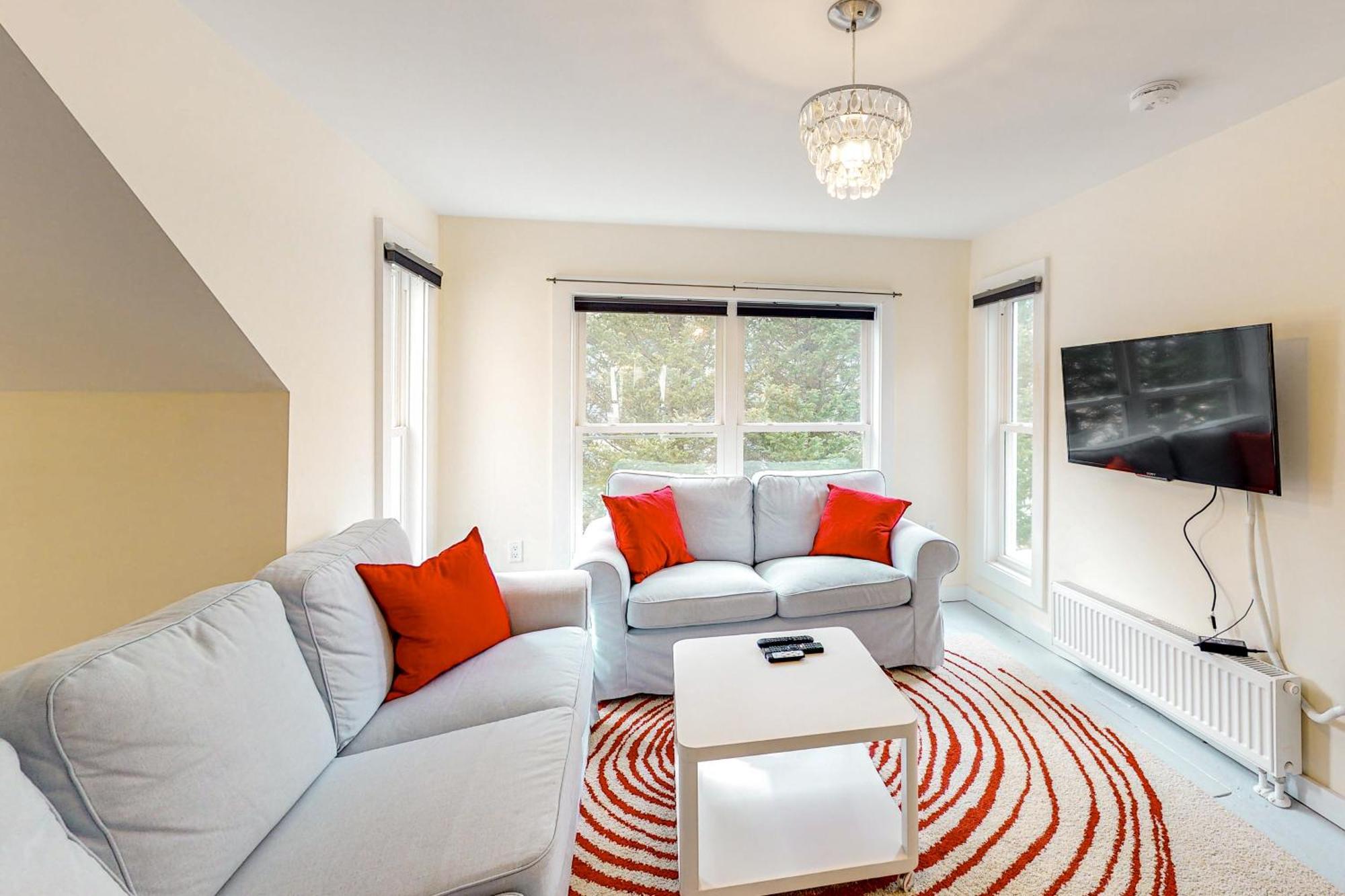 Pleasant Condos ลัดโลว์ ห้อง รูปภาพ