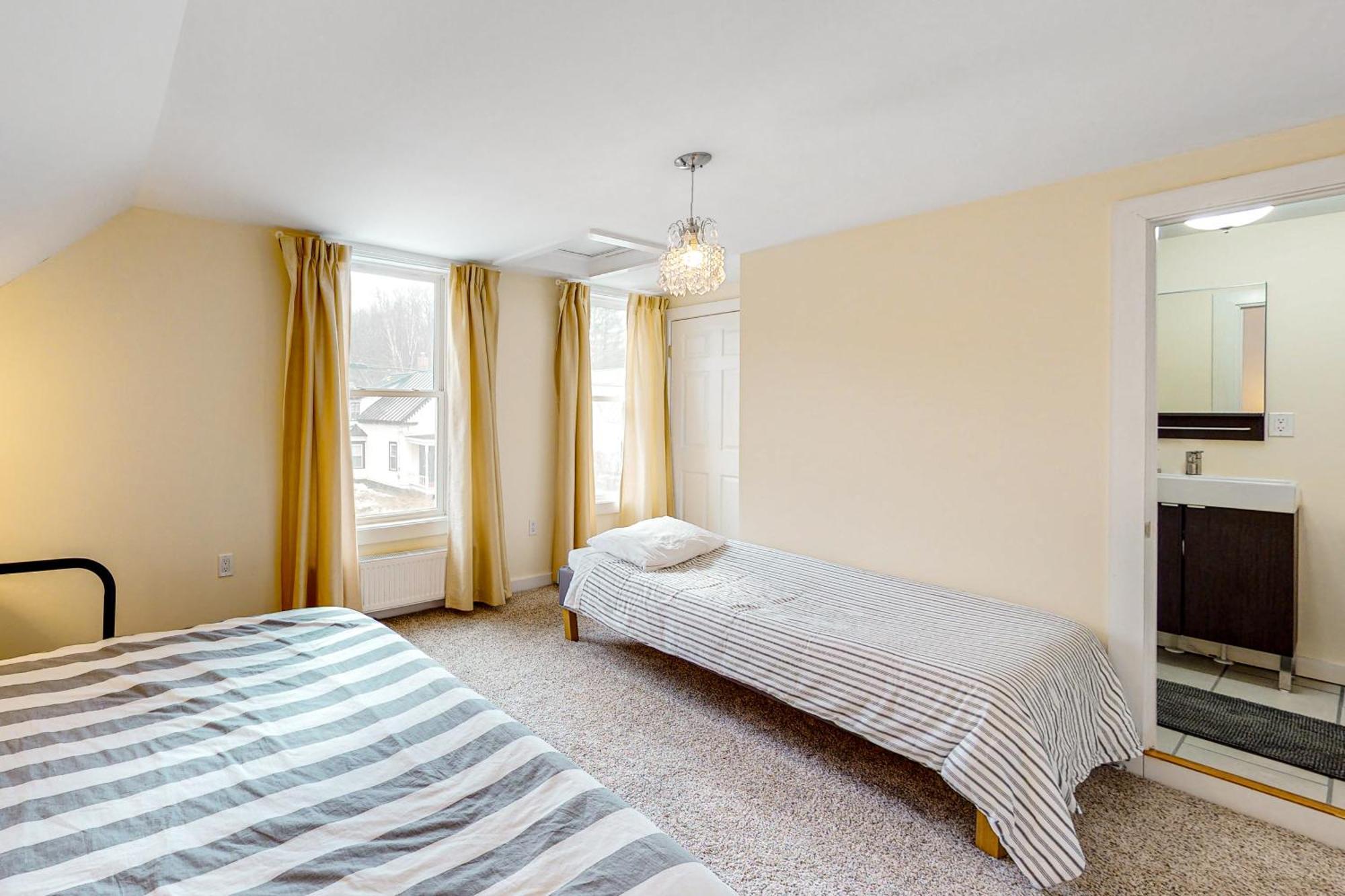 Pleasant Condos ลัดโลว์ ห้อง รูปภาพ