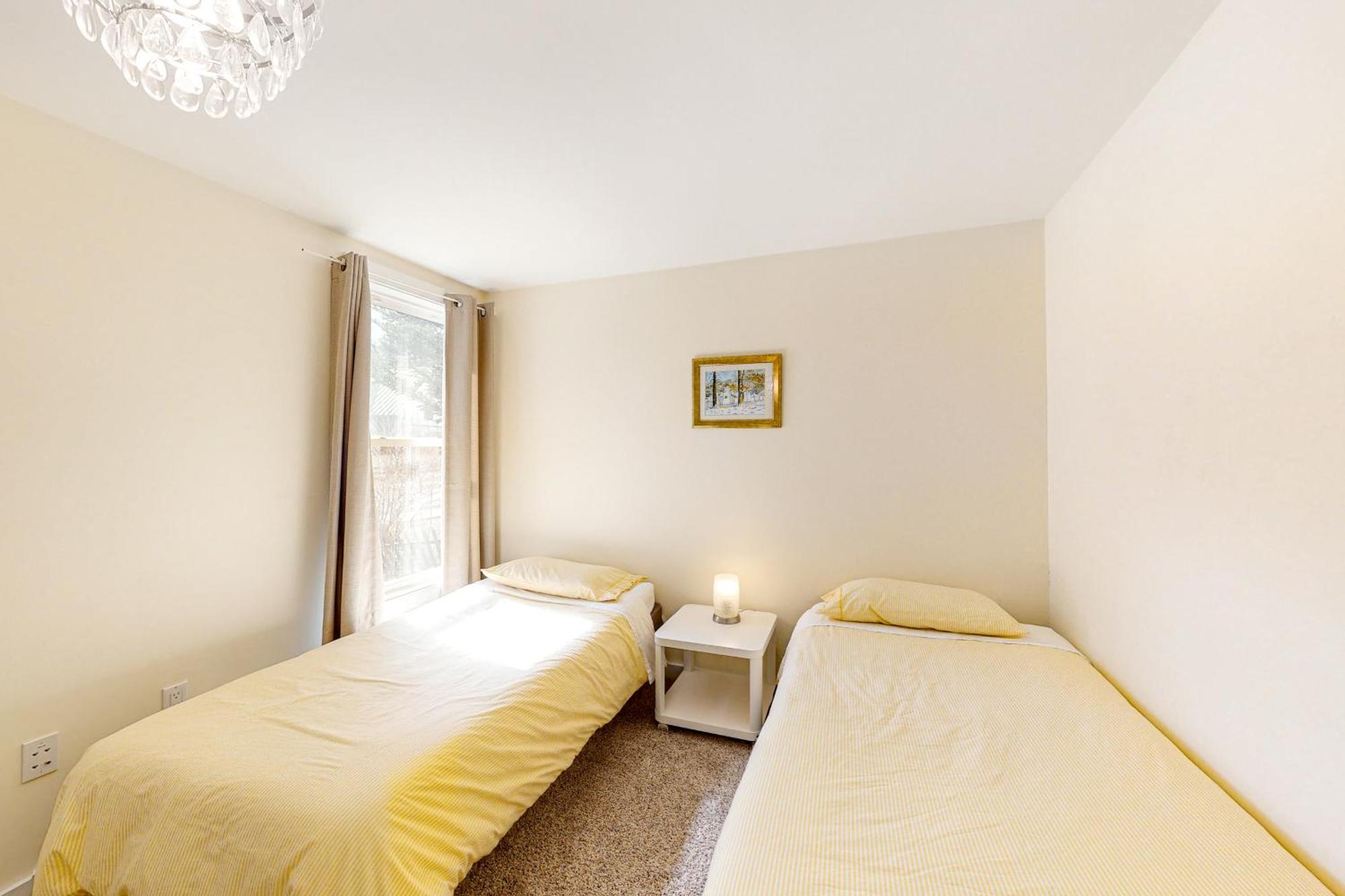 Pleasant Condos ลัดโลว์ ห้อง รูปภาพ